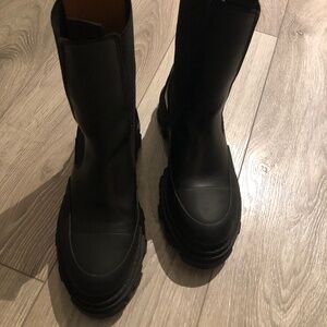 GANNI Black Chelsea Boots